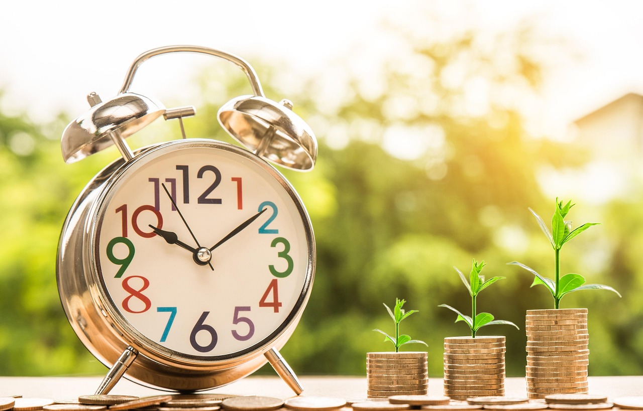 Clock, money, growth — What Are Megaways Slots